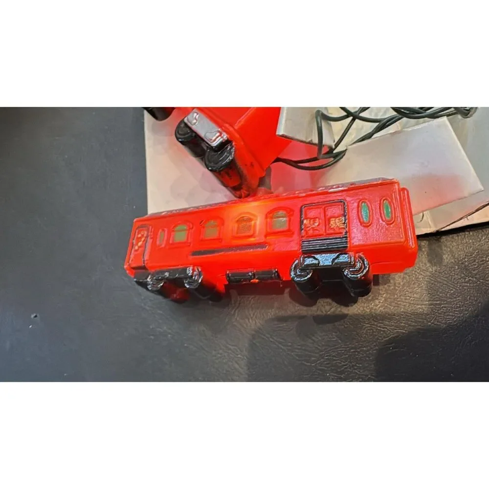 Vintage Set Of 10 Club Santa lights  indoor / outdoor Train  1996